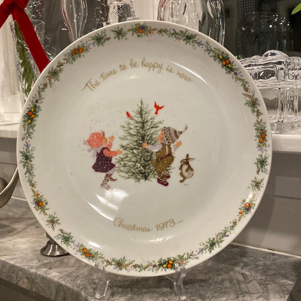 Holly Hobbie Christmas plate
